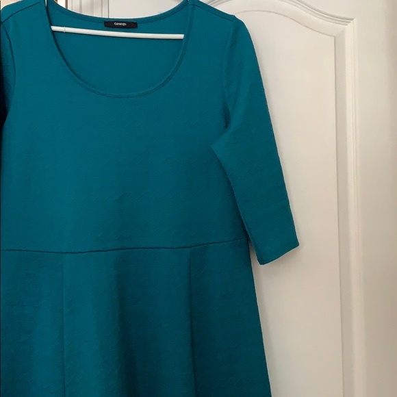 Short dress with half sleeves - Picture 6 of 7